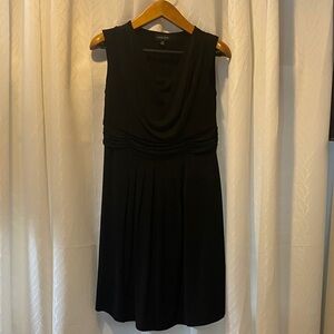 Voir Voir Classic Black Sleeveless Midi Dress